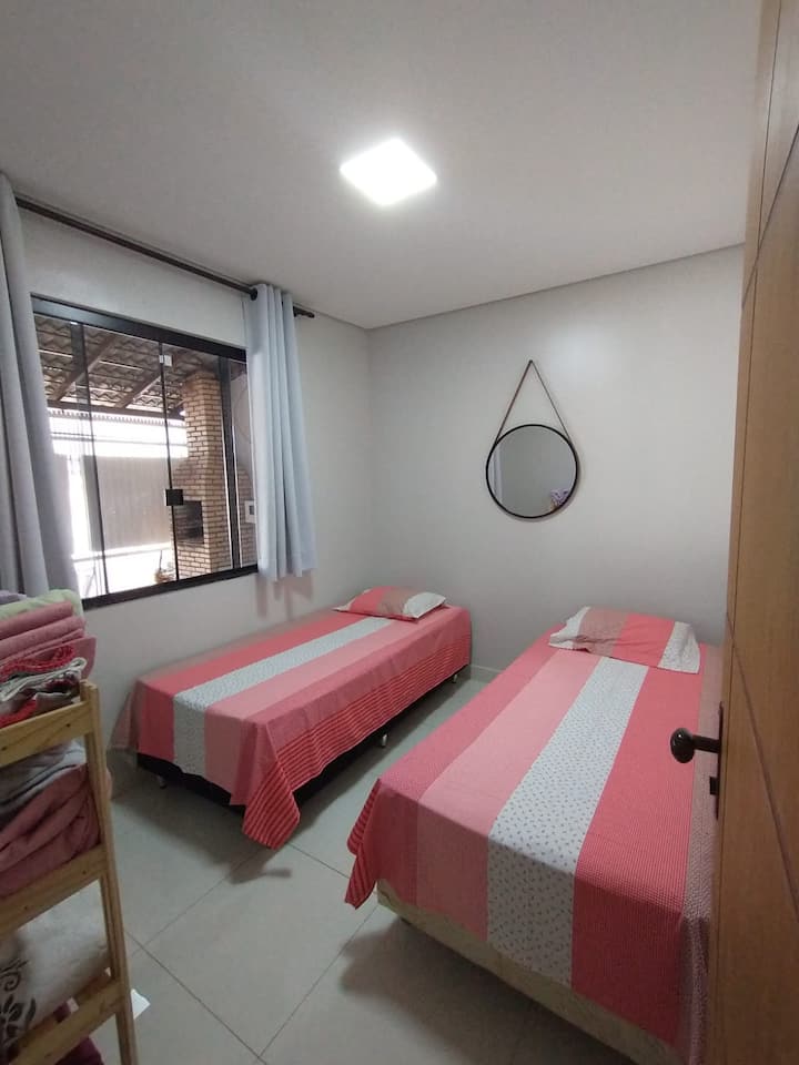 Chambre 1, deux lits simples