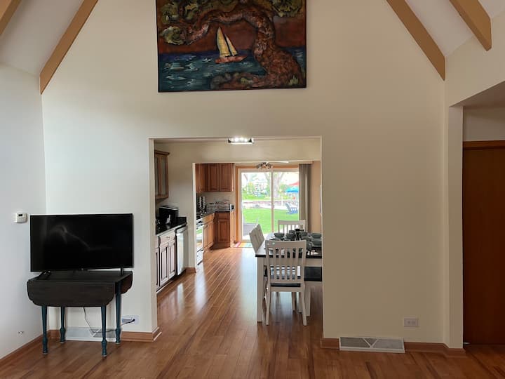 Waterfront - Fox Lake - Bring Your Boat. 3bd 2bath - フォックス・レイク, IL