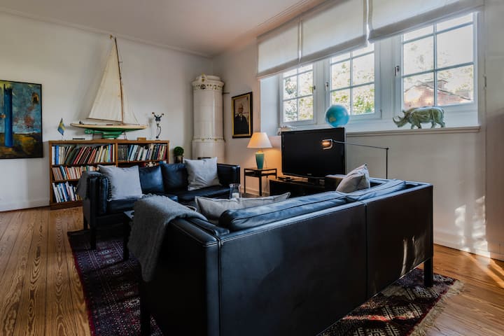 Wohnung In Jugendstilhaus In Hamburger Elbvororten - Hamburg
