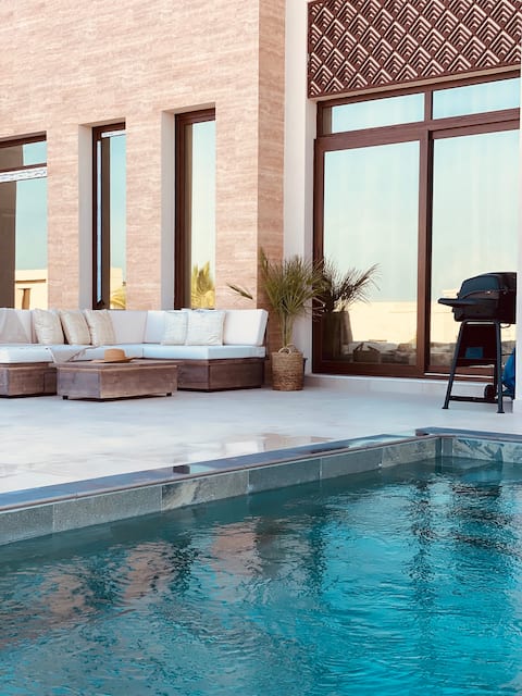 Amazing one bedroom sea view villa with pool