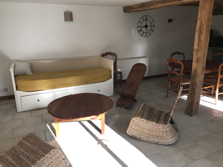 Maison Au Calme Avec Piscine - La Bussière