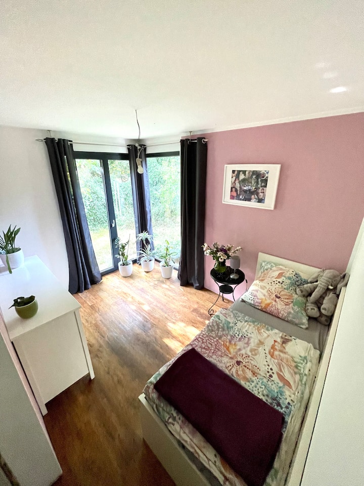 Cozy room with private bathroom - Bed and breakfasts for Rent in