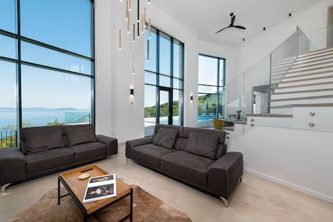 Top Airbnb: Luxury modern villa with panoramic views in Ripenda Kosi