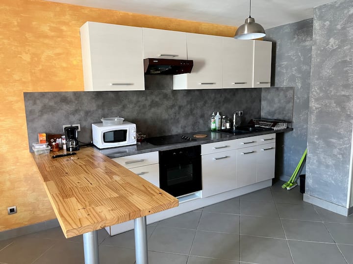 2 Chambres - Lits King Size - Wifi - Baignoire - Le Puy-en-Velay