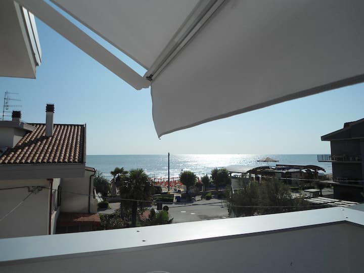 Appartamento Con Vista Mare - Pineto