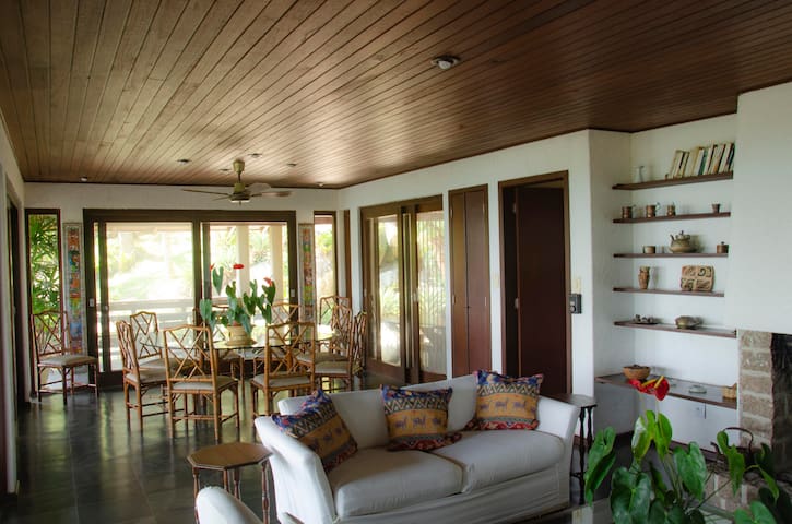 Cynthia Floripa Hosts managed Airbnb listing 3