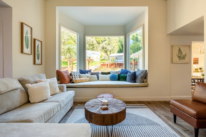 Private country estate – 10 minutes to the sand!