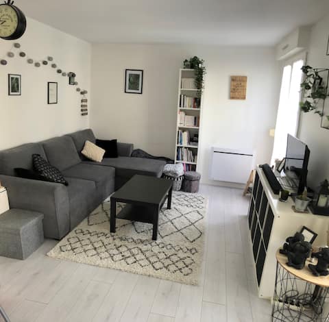Superb apartment with parking near Paris