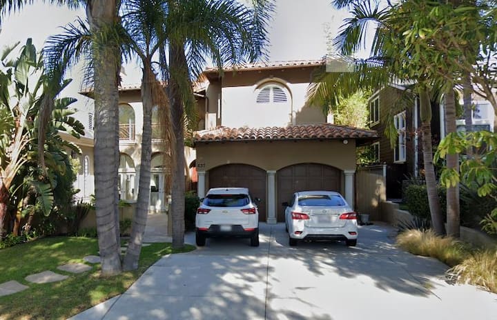 Private Room/ Bath South Redondo 1/2 Mile To Beach - Redondo Beach, CA