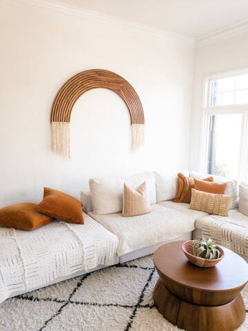 Ethereal Eagle Rock Home gallery image 2