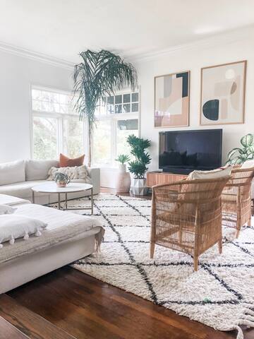 Ethereal Eagle Rock Home gallery image 4