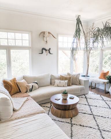 Ethereal Eagle Rock Home gallery image 3