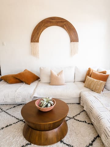 Ethereal Eagle Rock Home