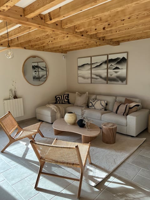 Renovated house, surrounded by nature, not overlooked