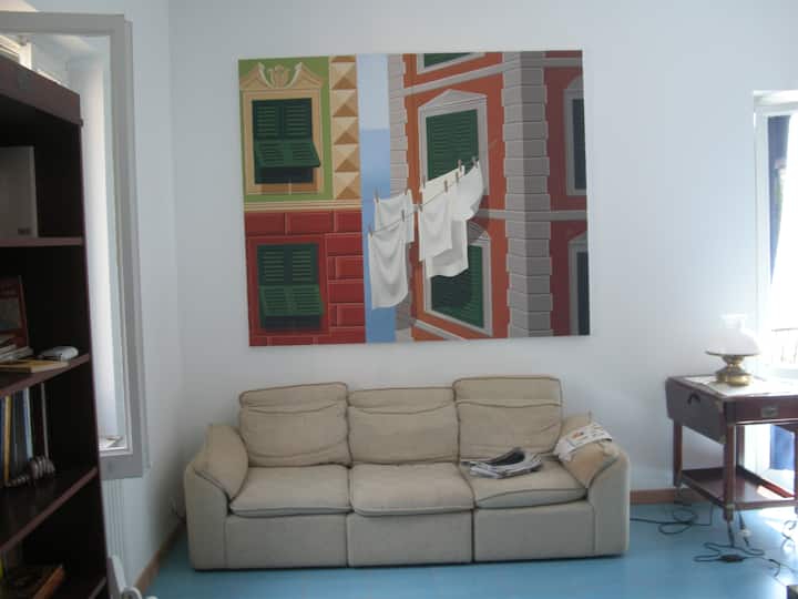 客厅双人沙发床的景观