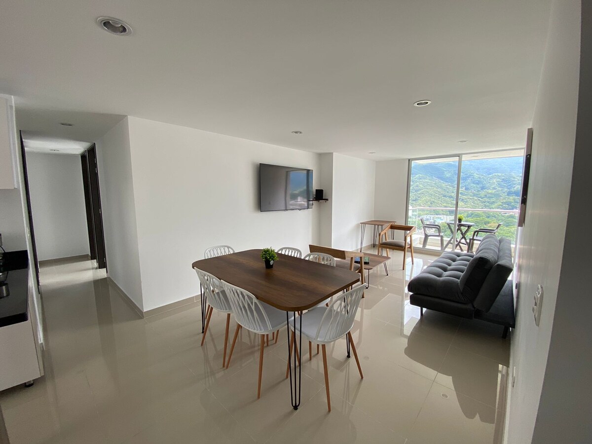 Beautiful apartment on Ibagué's Golden Mile! Serviced apartments for