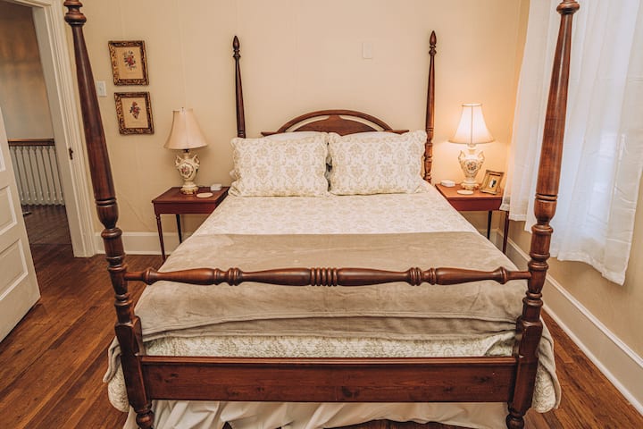 Queen size bed in the "Girls Room".