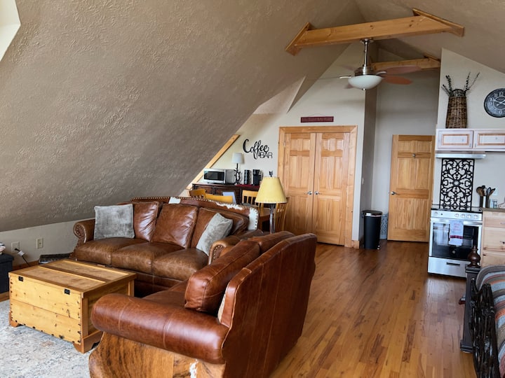 Views, Views, Views! Private Mtn Escape W/king Bed - Mountain City, TN