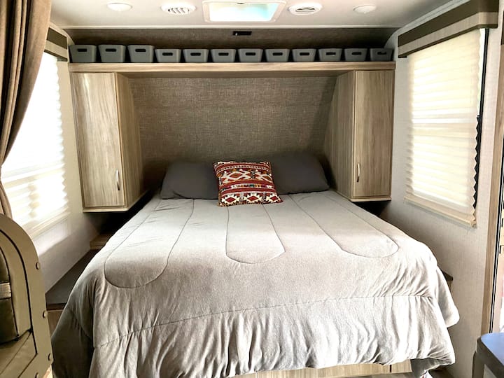 Cozy RV