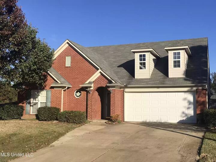 Lovely 2 bedroom with indoor fire place Apartments for Rent in Batesville, Mississippi, United