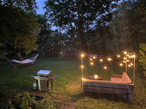 Top performing Airbnb: Recharge at this Hidden Gem 10 min from downtown in Rideau Rockcliffe