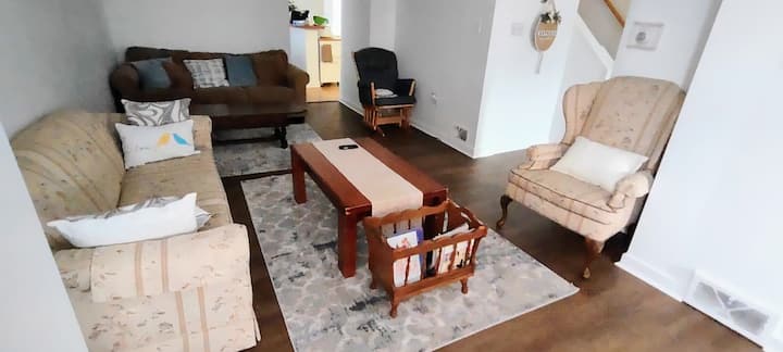 Nice 2.5 Br Hse In The Historic Town Of Ambridge. - Sewickley, PA
