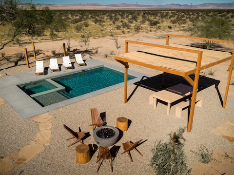 Luxury Escape: Stargazing, Pool, Spa & Great Views