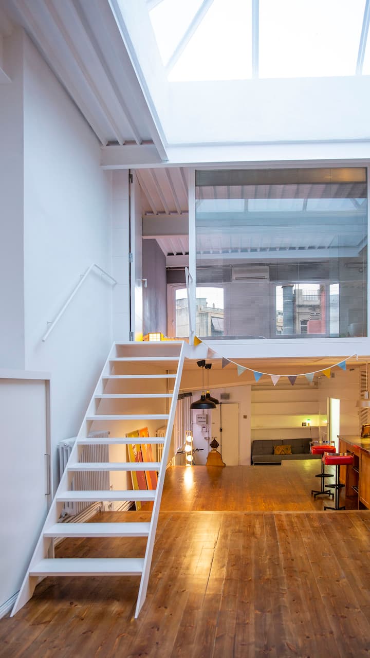 Lezecké schodisko do hlavnej spálne