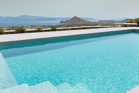 Infinity Blue Villa in Paros