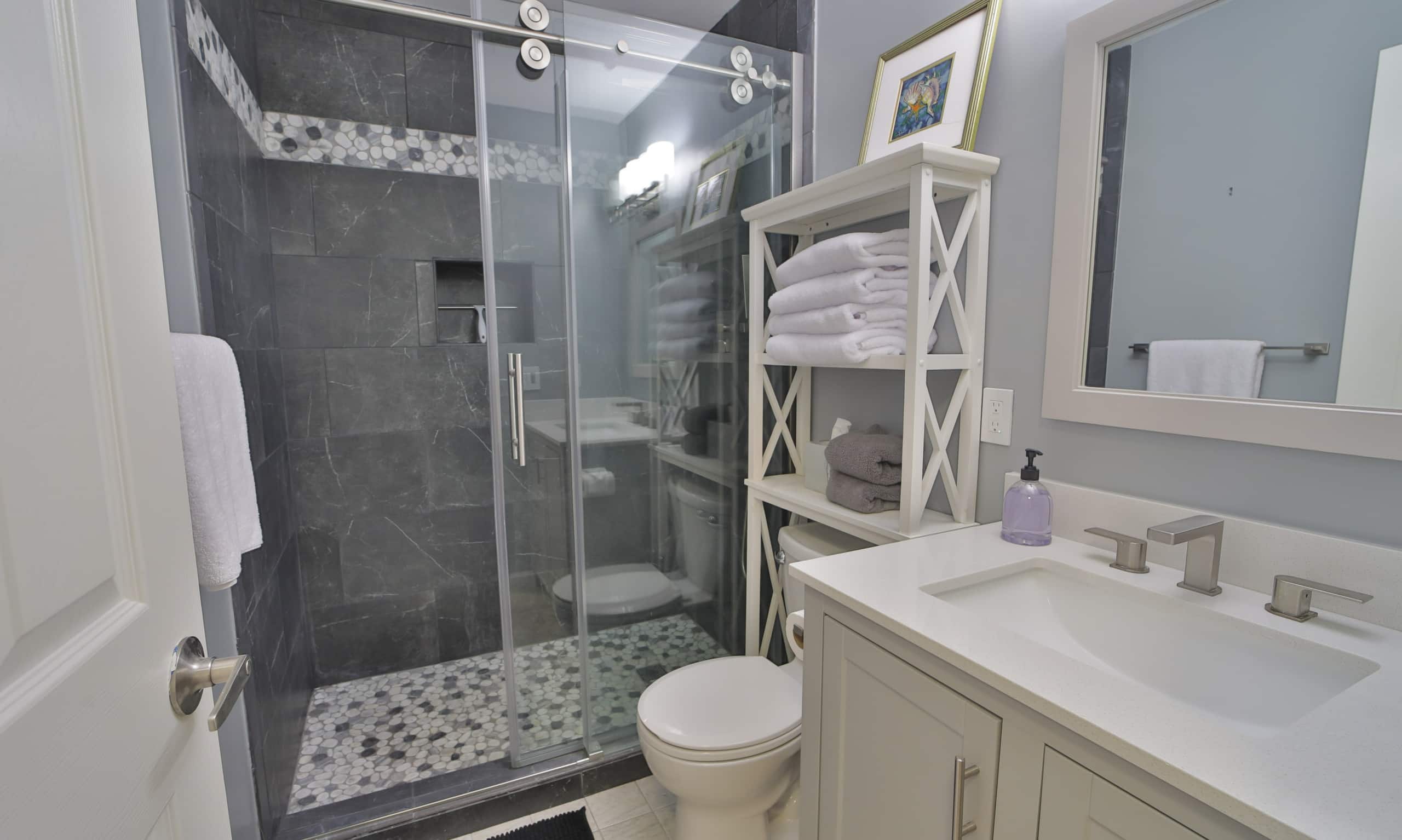 Condo in Kahuku · ★4.9 · 1 bedroom · 3 beds · 1 private bath - Image 5