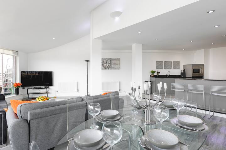 ->-Luxury Duplex Penthouse in Central London-<- gallery image 3