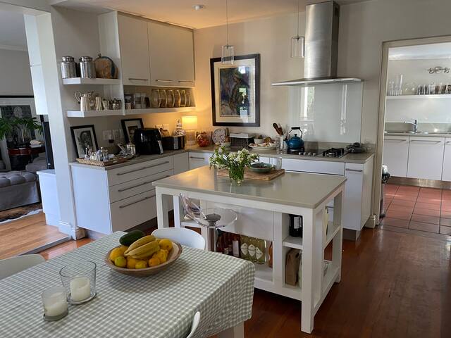 A sun-filled home, Rondebosch, with solar & pool gallery image 5