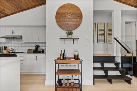 Lakefront Cottage in Muskoka on Healey Lake