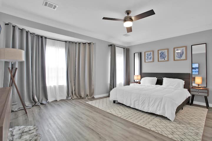 ชั้นล่างชั้น 1 ห้องนอนใหญ่ 