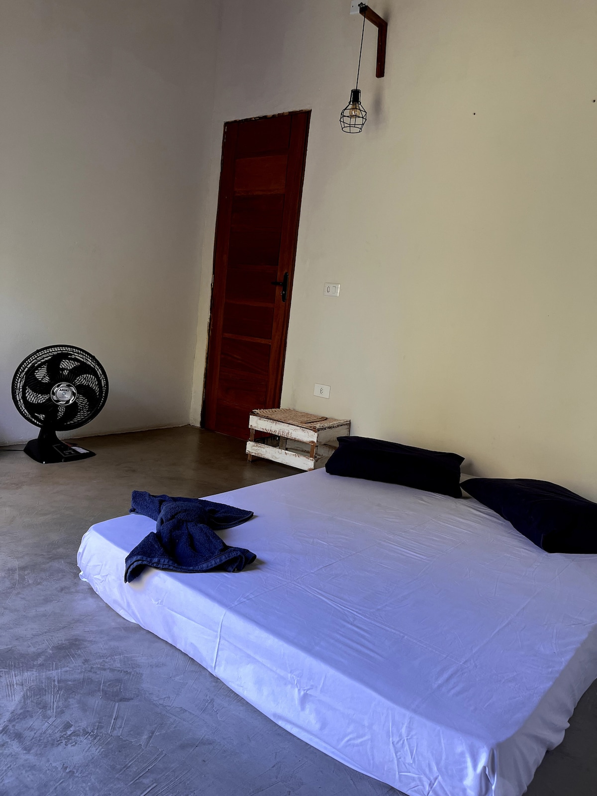 غرفة النوم 1