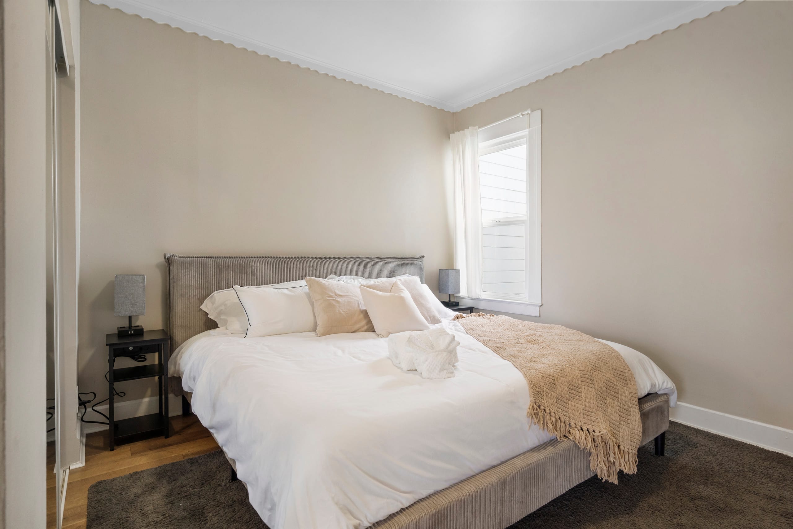 Home in San Francisco · ★4.97 · 3 bedrooms · 3 beds · 2 baths - Image 14