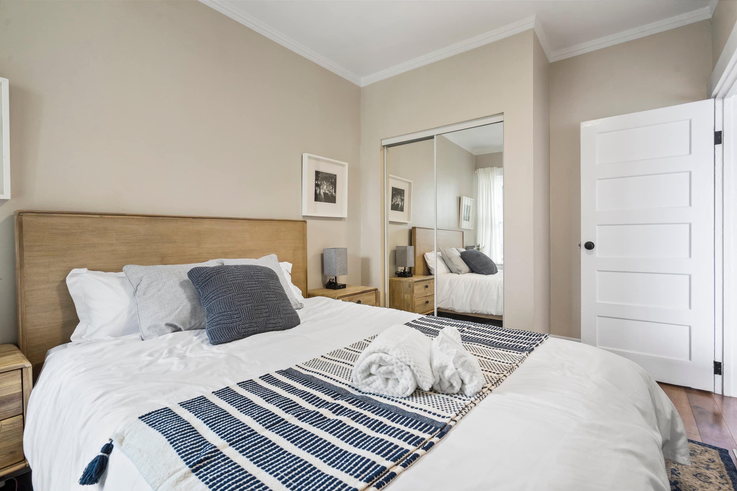 Home in San Francisco · ★4.97 · 3 bedrooms · 3 beds · 2 baths - Image 11