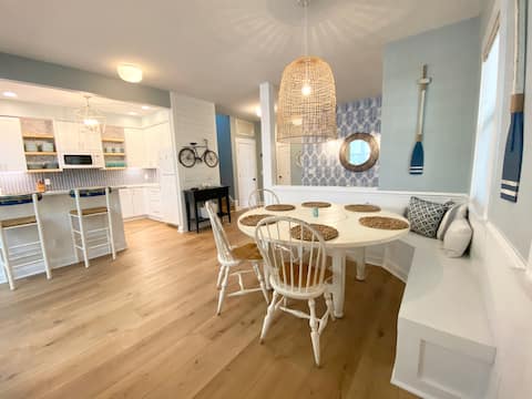 Top performing Airbnb: Newly renovated and furnished Palm Paradise BHI in Bald Head Island