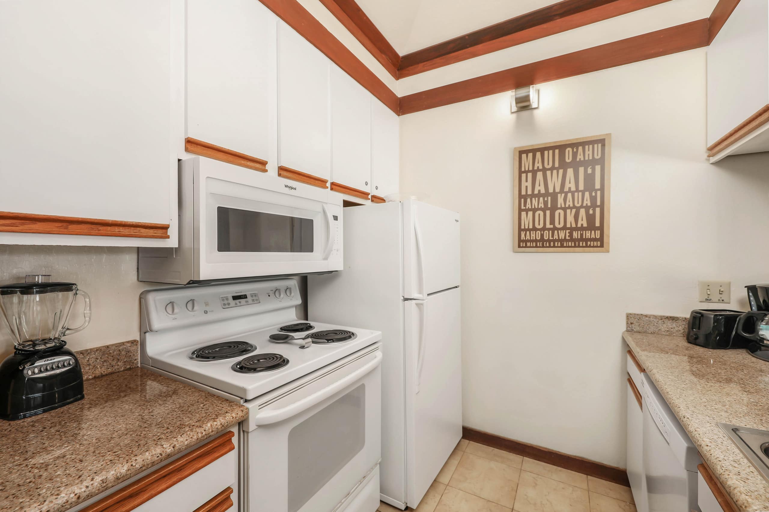 1-Bdrm Top Floor Condo in Koloa, AC, Pool, Gym - Photo 3