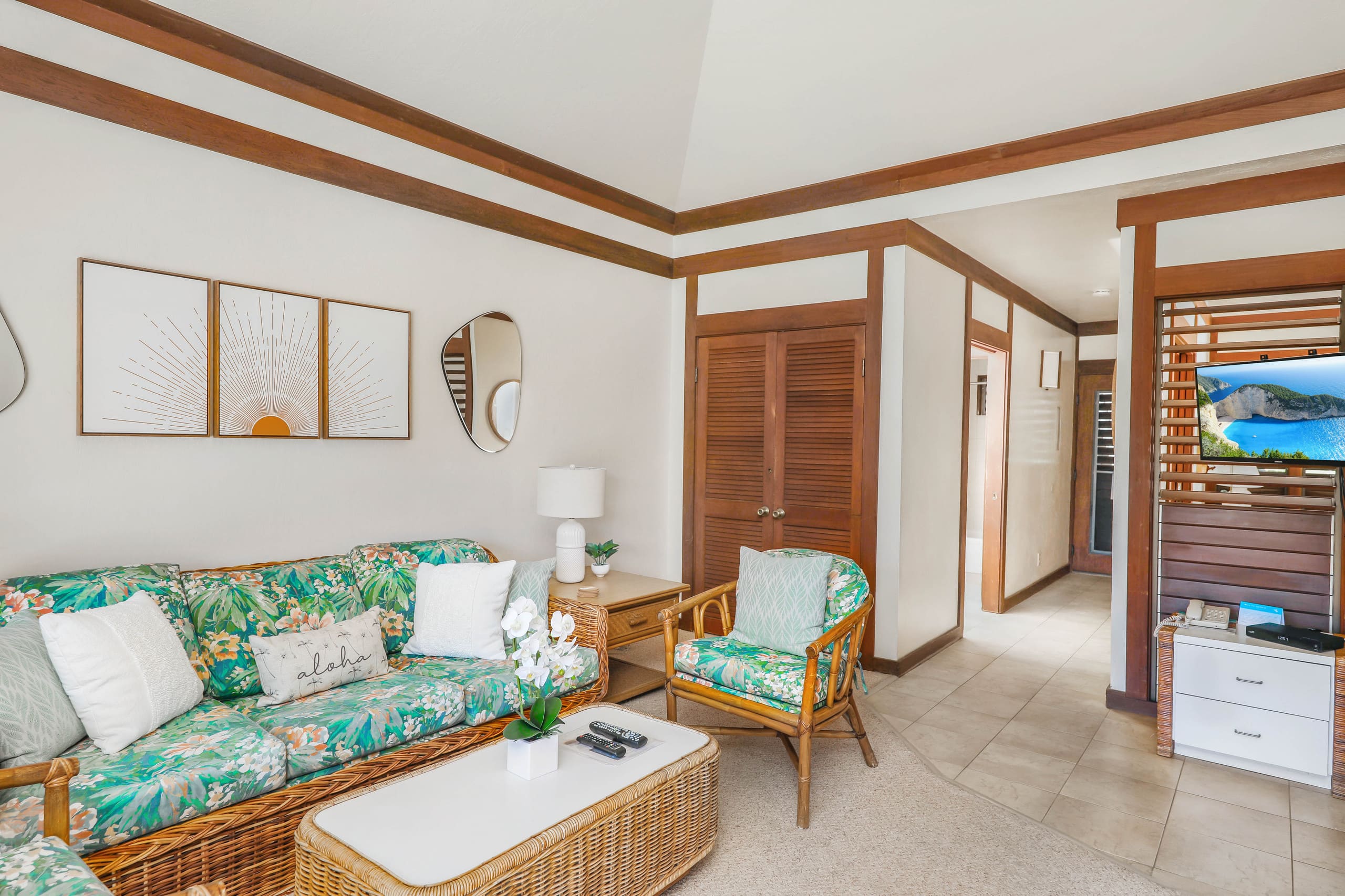 1-Bdrm Top Floor Condo in Koloa, AC, Pool, Gym - Photo 2