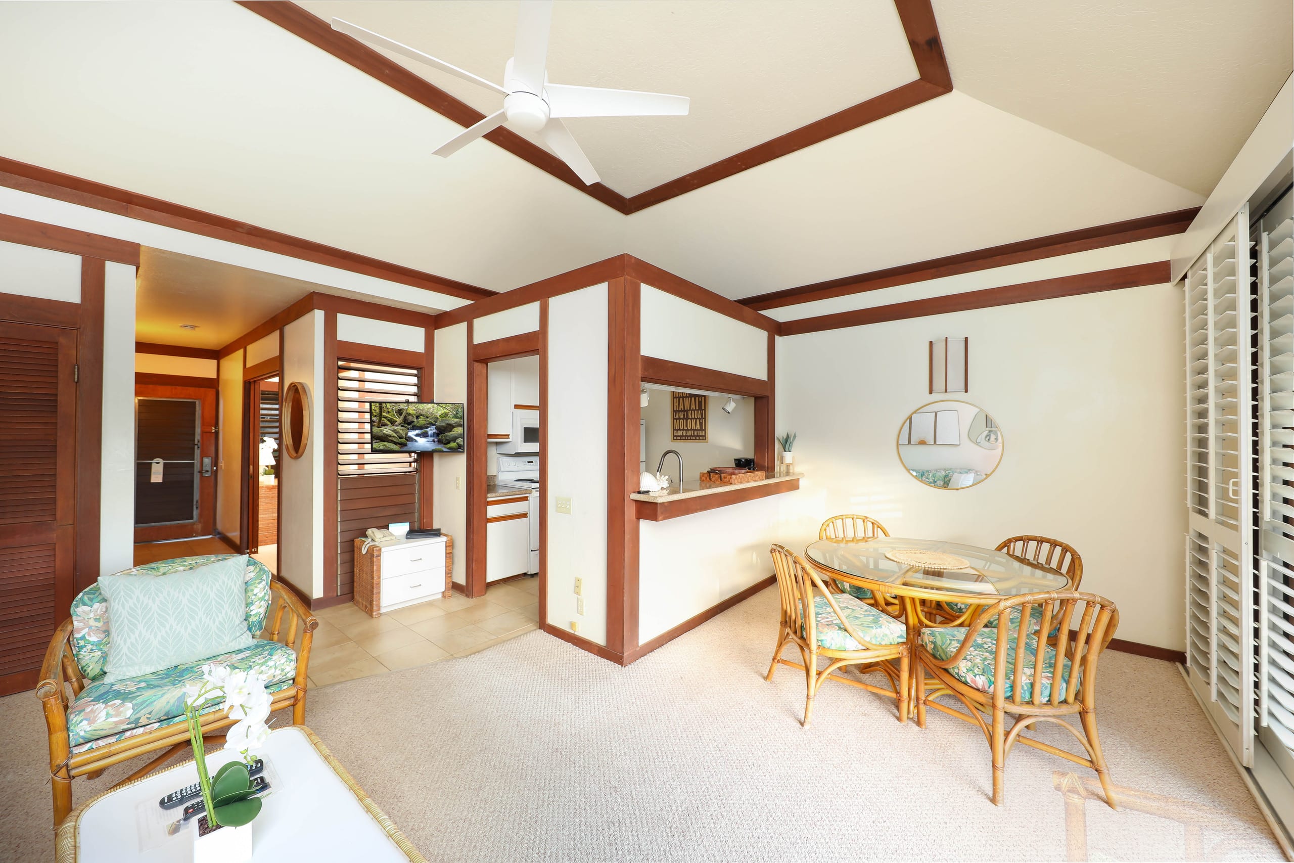 1-Bdrm Top Floor Condo in Koloa, AC, Pool, Gym - Photo 6
