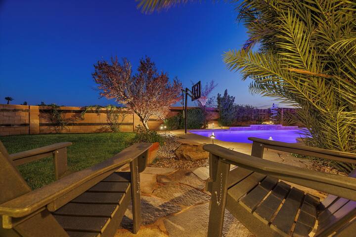 Villa with amazing pool and spa gallery image 2