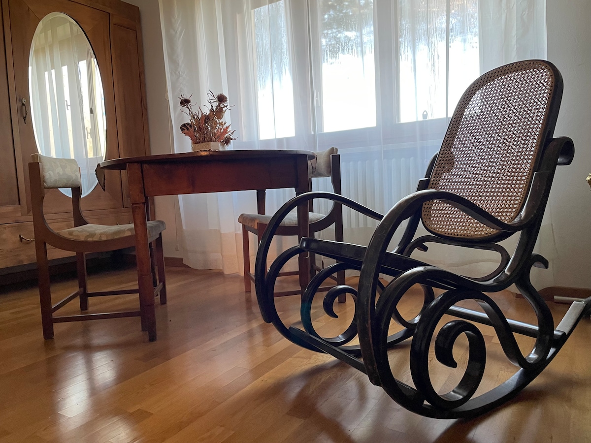 Camera Valdorcia in stile antico