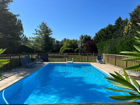 La Vitaline, large air-conditioned villa with pool