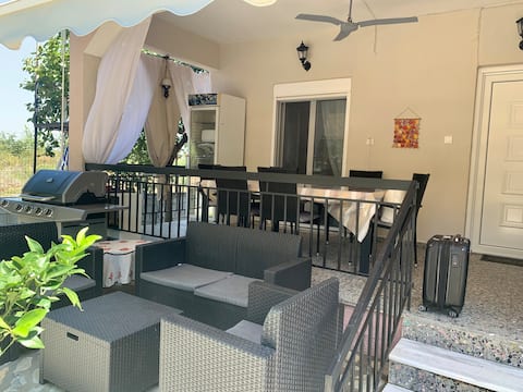 Villa Katerina Paralia Vrasna near to Lidle