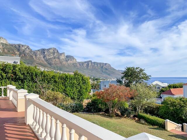 Cape Dutch Mansion in Camps Bay gallery image 4