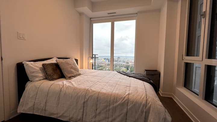 Chambre 1 (lit queen)