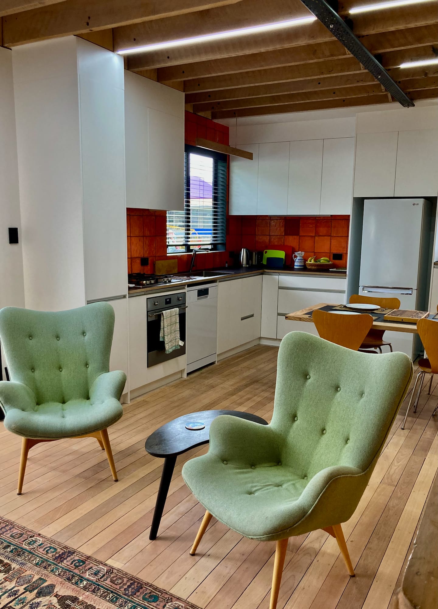 Apartment In Thames. 3