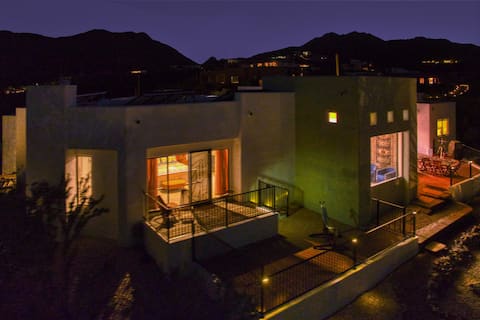 Successful Airbnb property: The Cactus House-Tucson in Tucson Mountains