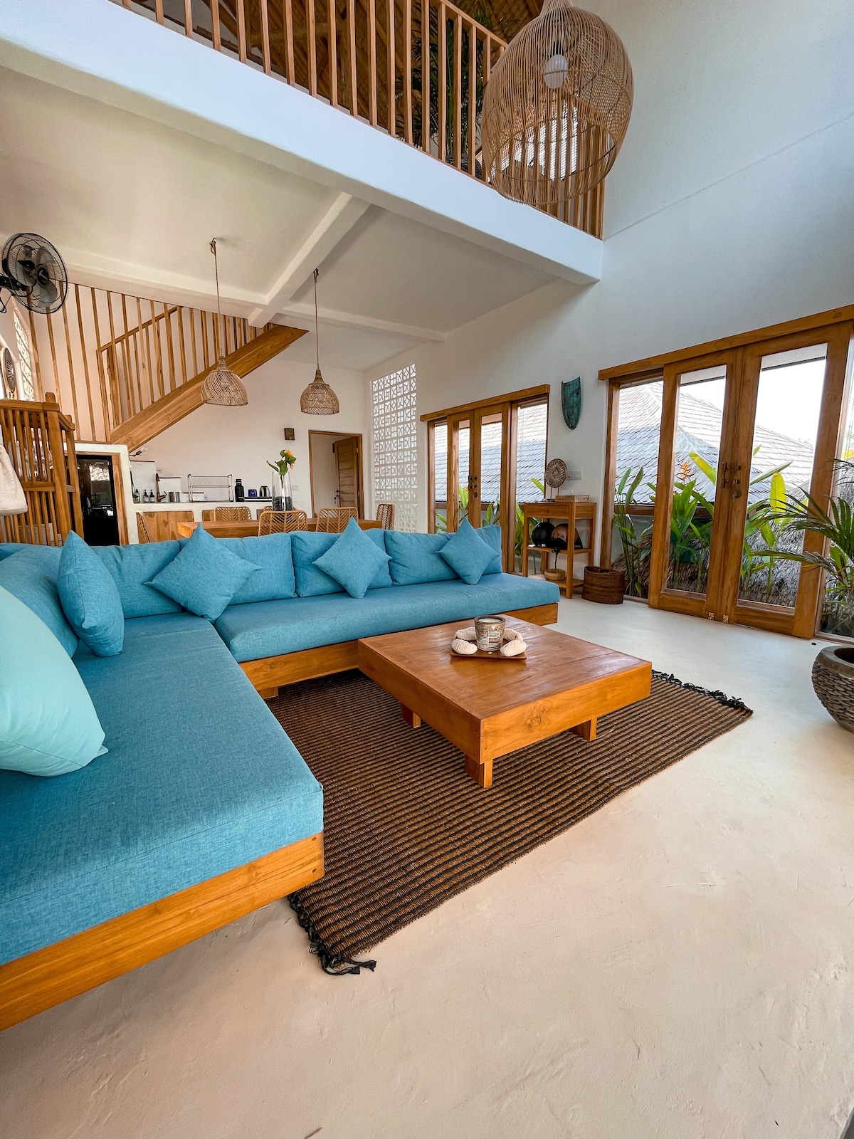 Villa in Banjar · ★4.85 · 2 bedrooms · 2 beds · 2 private baths，Airbnb 可比房源